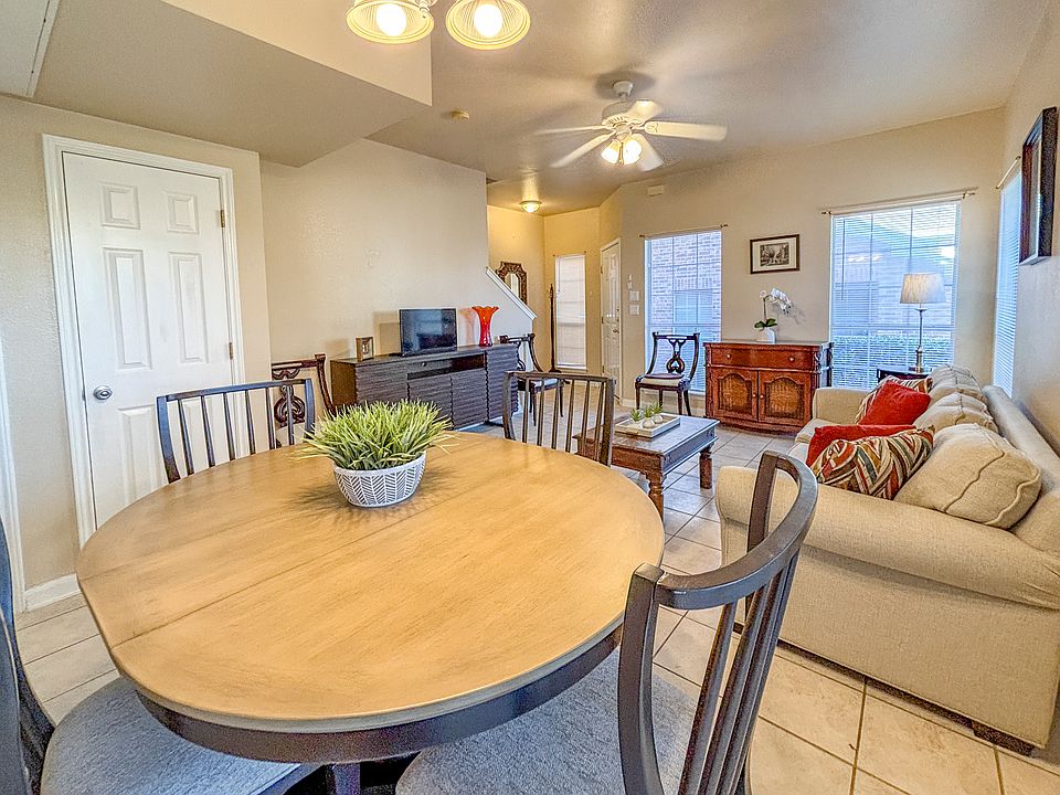 1st image of 129 Chapel Hill Cir #129
