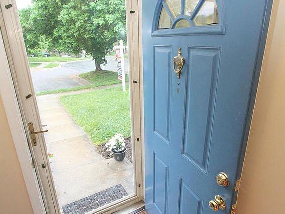 4th image of 10824 McComas Ct
