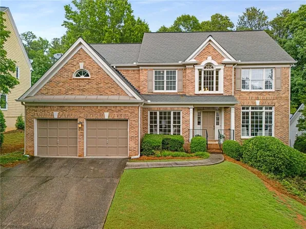 2314 Briarleigh Way, Dunwoody, GA 30338