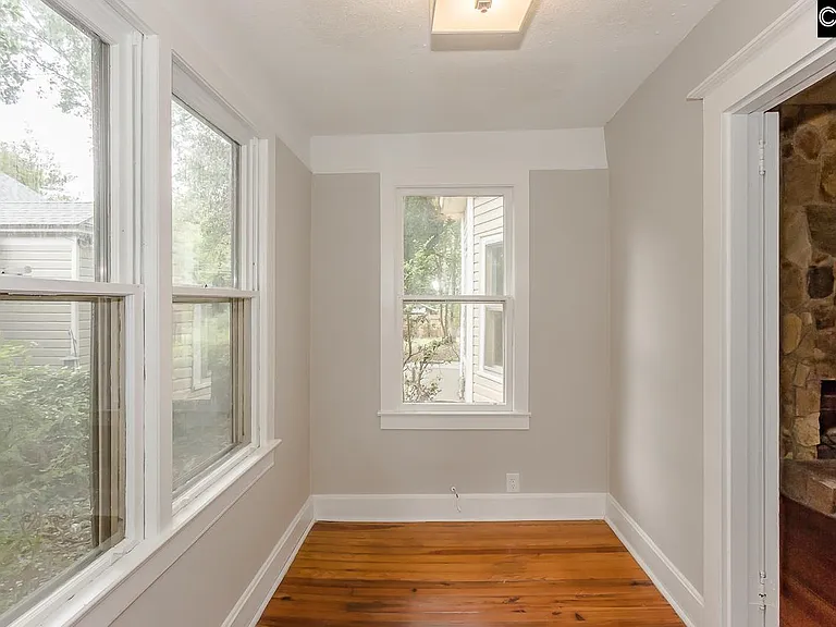 1205 Maple St — Photo 4