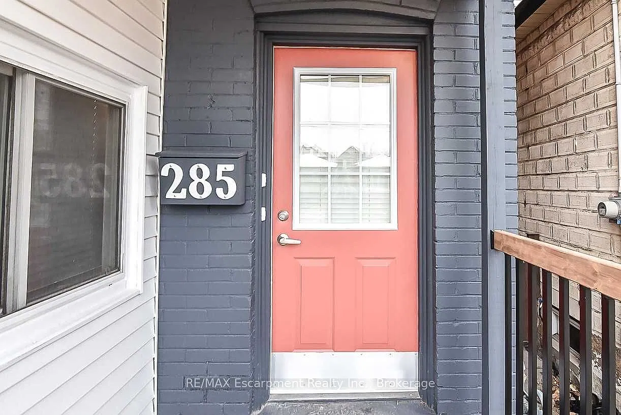 2 bed, $1,900 — Photo 3