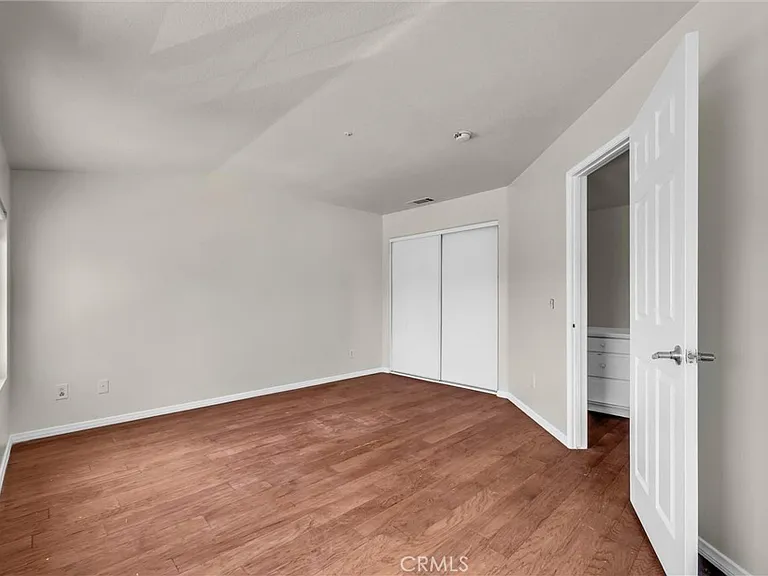 15708 Athena Dr — Photo 27