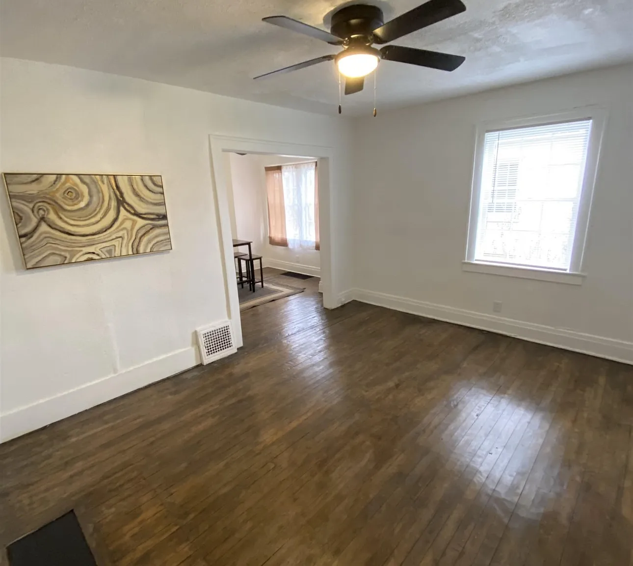 2 bed, 994 sqft, $950 — Photo 3