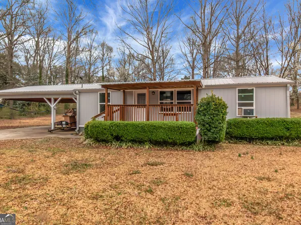 650 Amah Lee Rd, Hampton, GA 30228