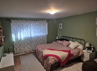 435 Wilson St, Victoria, BC V9A3G6