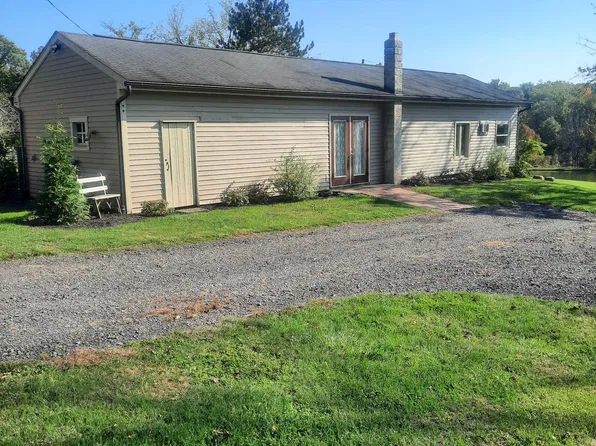 449-1 Center Hill Rd, Upper Black Eddy, PA 18972