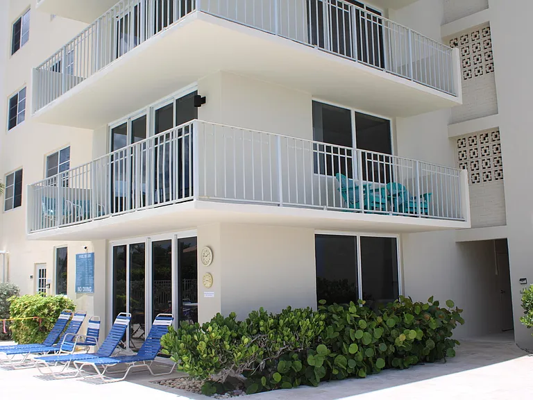 630 Ocean Dr #215 — Photo 7