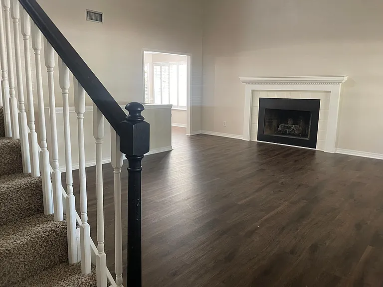 169 Bay View Dr — Photo 4