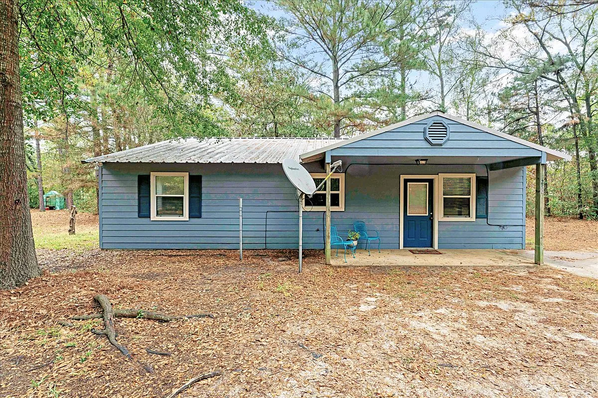 3 bed, 1200 sqft, $1,475 — Photo 4