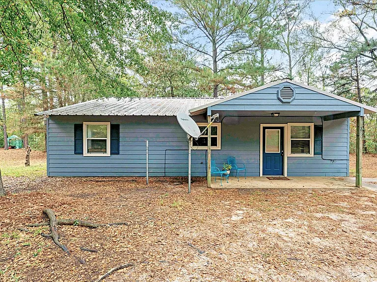 230 Private Road 7422 #230 — Photo 4