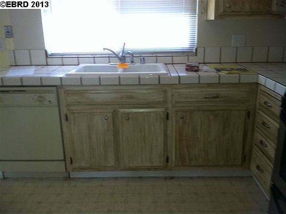 5th image of 2205 Santa Maria Dr