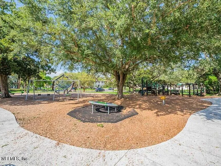 1833 San Marco Blvd #1 — Photo 16