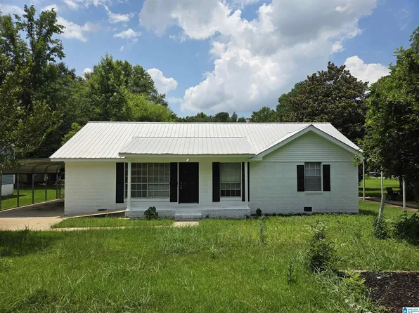 908 S Hammett Ave, Sylacauga, AL 35150