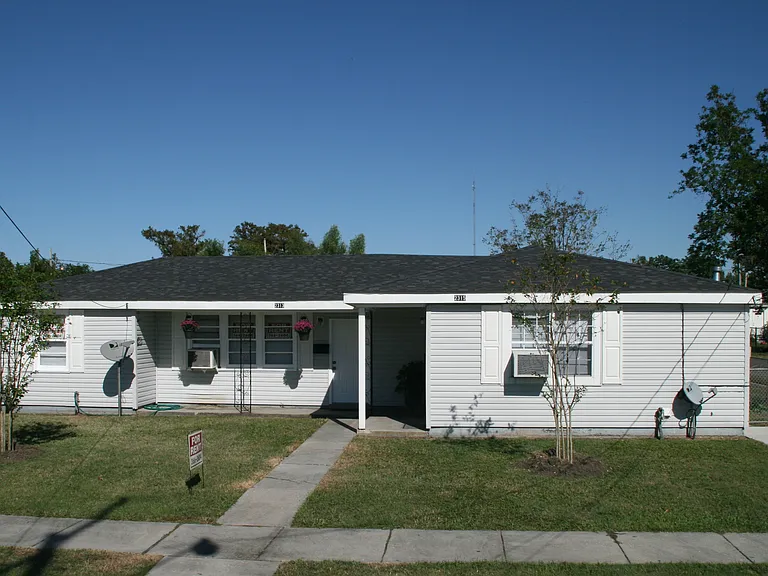 2315 Rose Dr #2315 — Photo 1