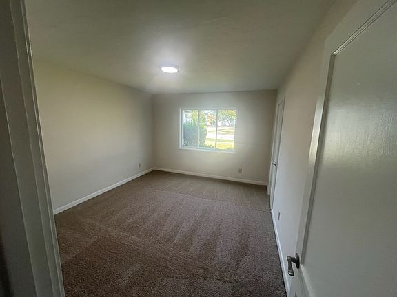 bedroom #1