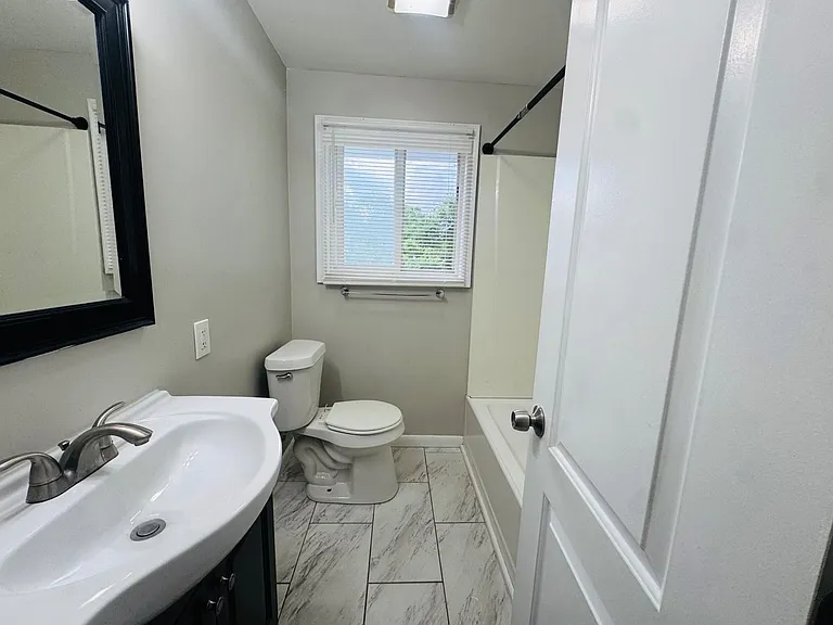 8215 Crudele Dr — Photo 9