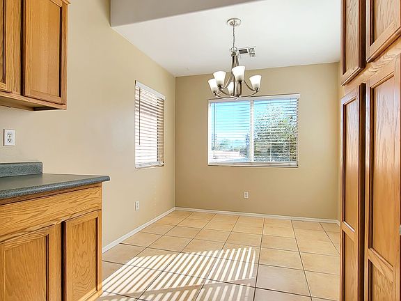 4th image of 16200 W Lupine Ave