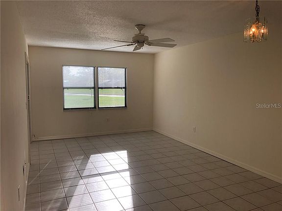 5th image of 1292 Mission Hills Blvd