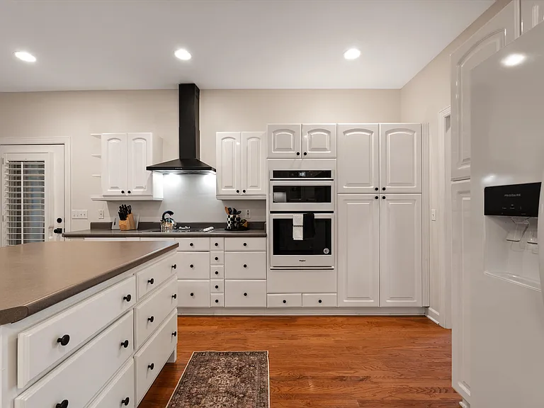 604 Georgian Way #A — Photo 21