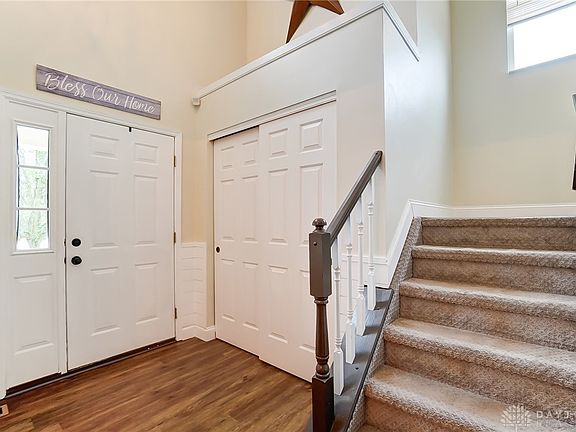 5th image of 512 Sudbury Dr