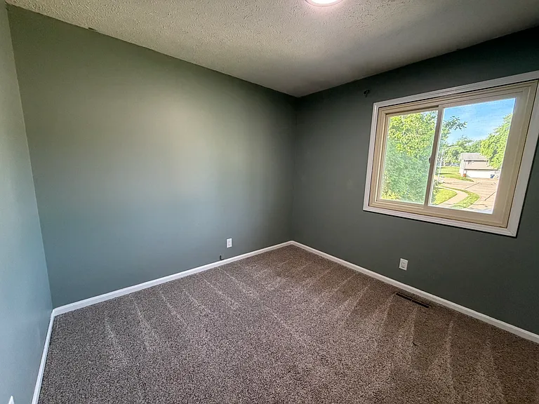13203 Courtney Dr — Photo 18