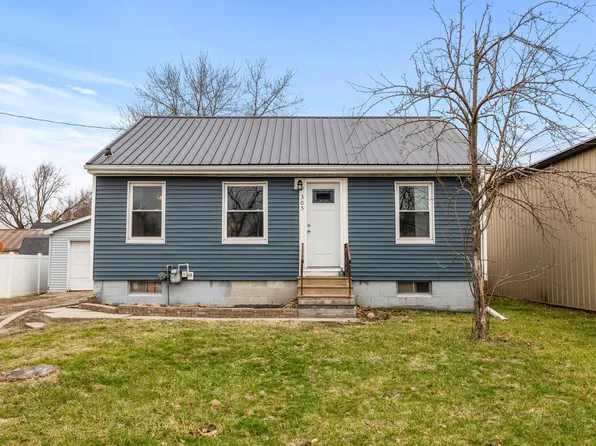 305 1st St, Gilbert, IA 50105