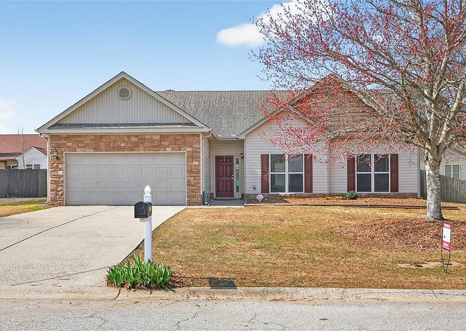 1st image of 1412 Silvergate Way