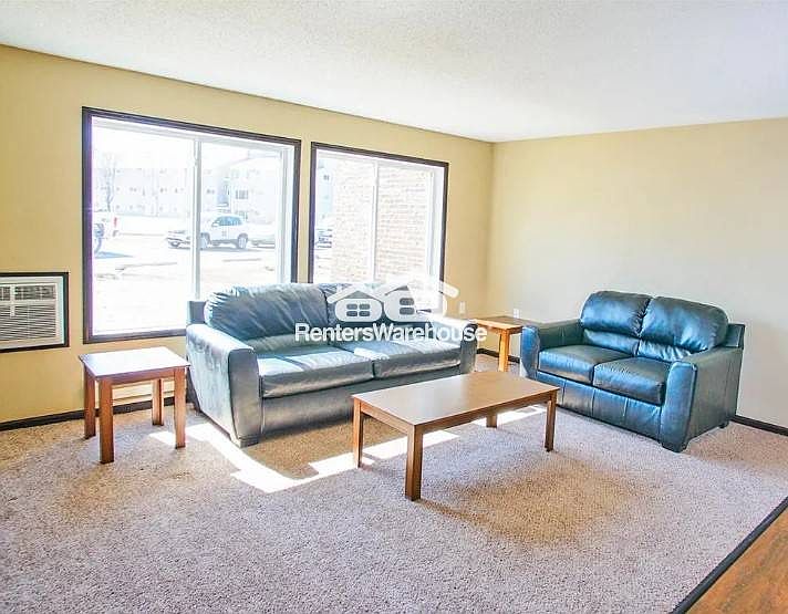 834 21st Ave SE Rochester MN Zillow