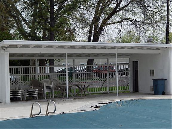 5th image of 861 E Maple View Dr APT 10