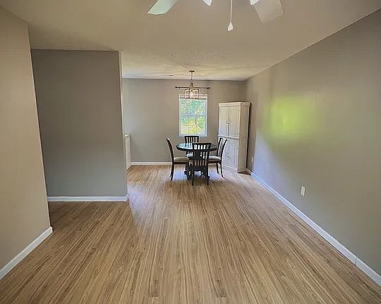 5th image of 367 E Reedy Fork Rd