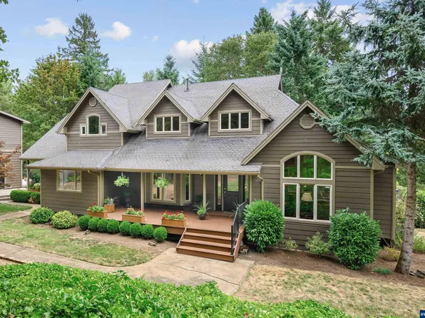 900 James Howe Rd, Dallas, OR 97338