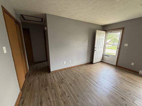 3rd image of 16 Vernon St APT A