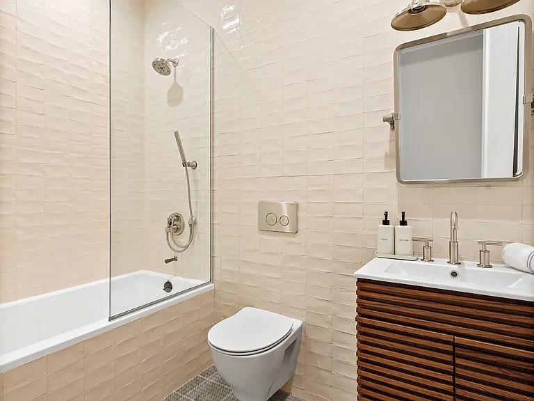 516 Lexington Ave #1 — Photo 15