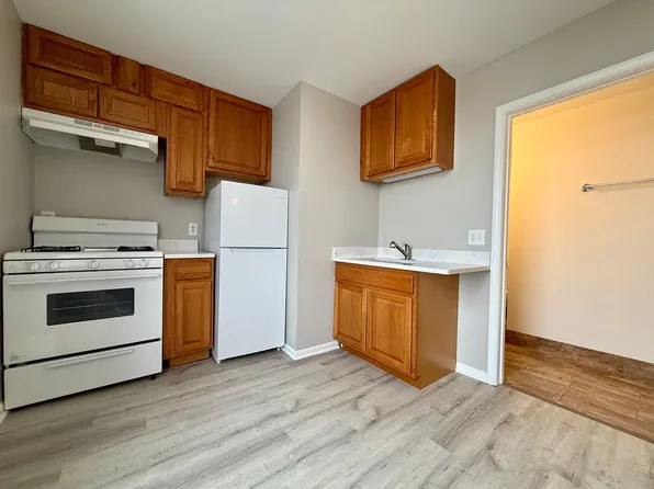 3613 S Archer, 3613 S Archer Ave #3M, Chicago, IL 60609