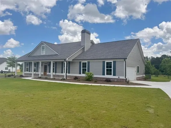 85 Woodfin Way, Social Circle, GA 30025