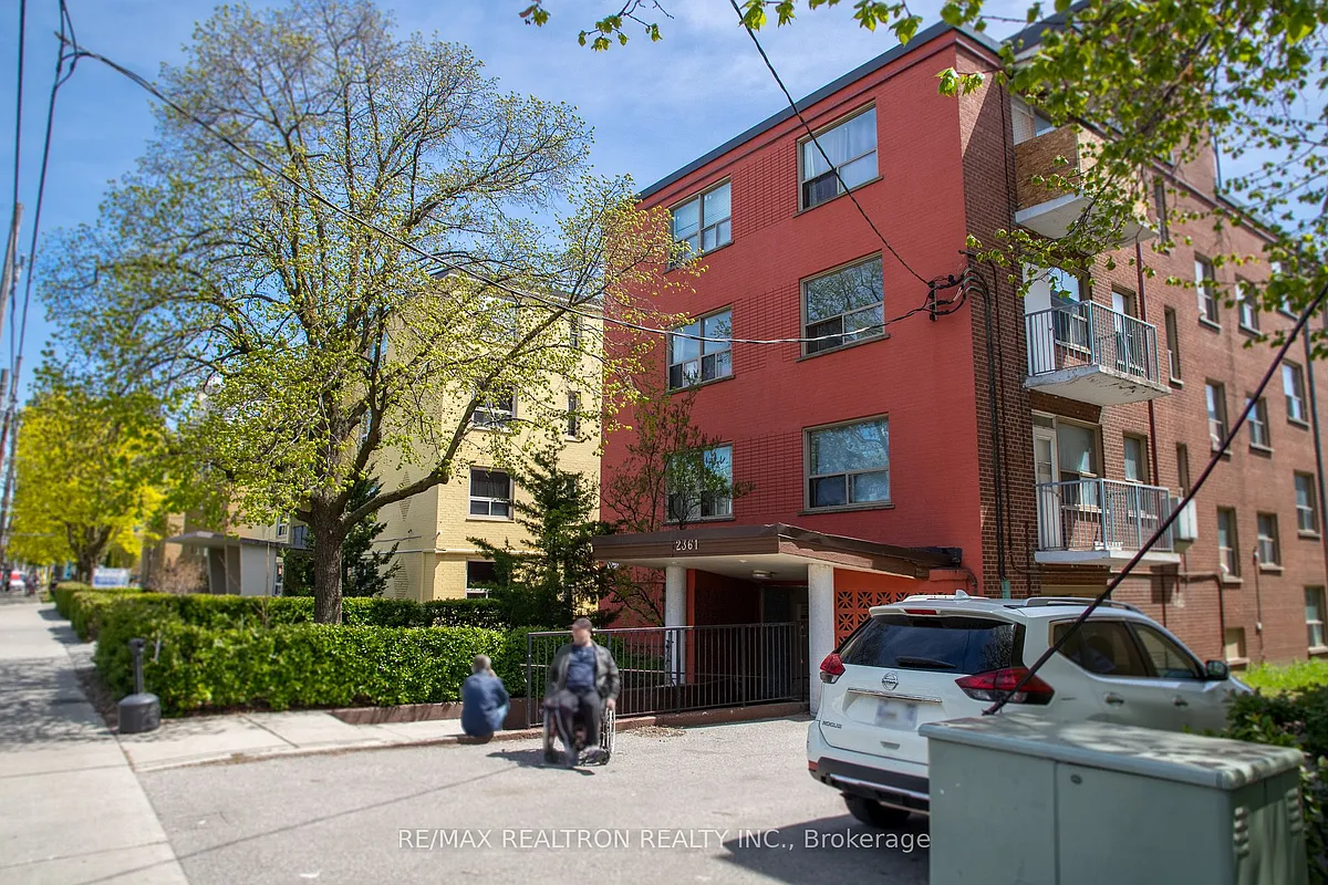 Building Photo - 2361 Lake Shore Blvd W #301