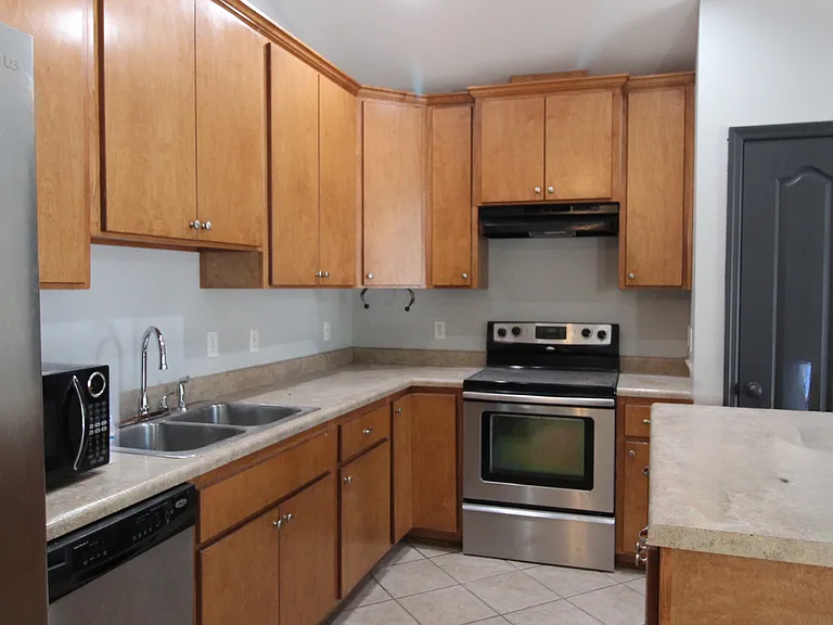 27 Mohawk Trl — Photo 2
