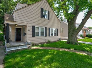 8735 S Sacramento Ave, Evergreen Park, IL