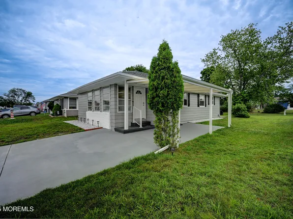 234 Charlotteville Drive N, Toms River, NJ 08757