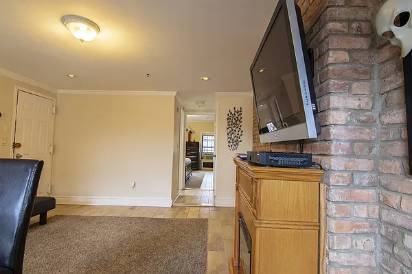 Rented by Scott Williams Realty LLC | media 14