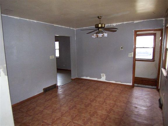 2nd image of 2234 Koehler Ave