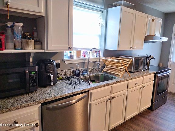 4th image of 104 Mills Ct