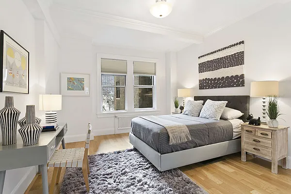 Sold by Compass | media 22