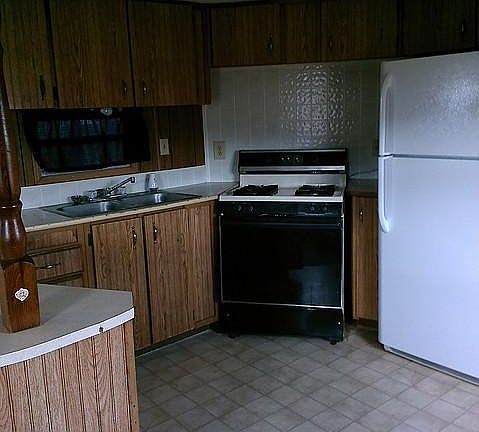 3rd image of 4928 E San Molino St Trlr A
