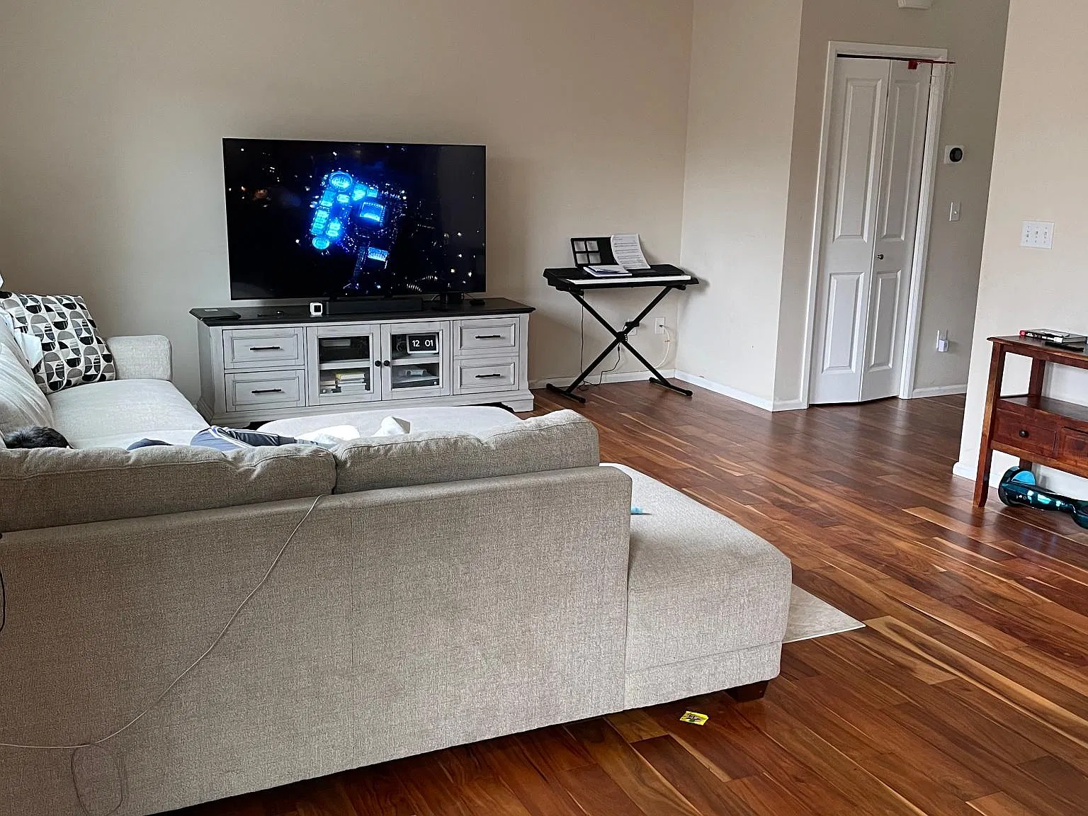 4 bed, 2.5 bath, 1552 sqft, $3,100 — Photo 3