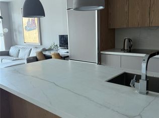 460 NE 28th St APT 803, Miami, FL 33137