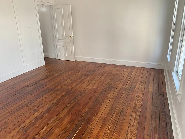 620 Company St — Photo 14