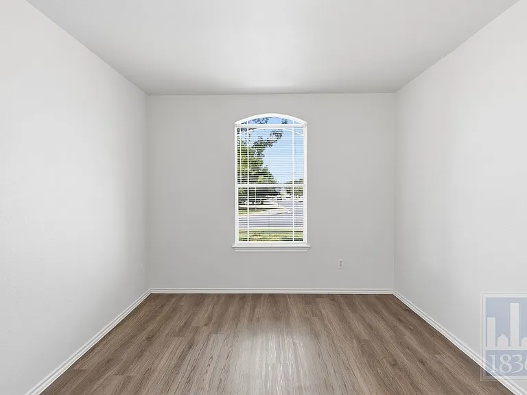 228 Pearl Lake Dr — Photo 18