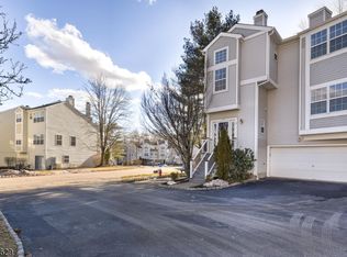 1501 Riveredge Ln, Whippany, NJ 07981