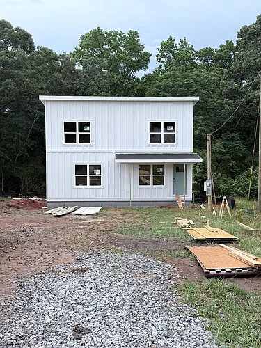 10 Whitehall Rd Photo 1